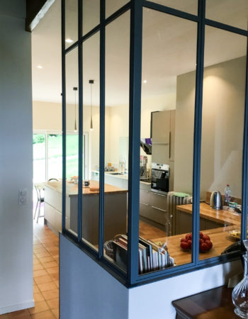 Verrière, cuisine ouverte sur la maison sur mesure, cuisines Marrec à Pont Aven