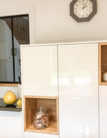 Cuisine avec verrière, ouverte sur le séjour